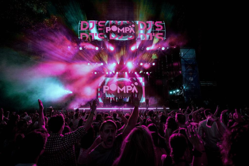 Alquiler de Equipos Audiovisuales para Pompä 360º