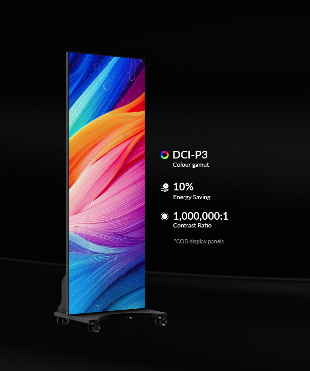 Tótem LED en entorno minimalista para eventos y publicidad